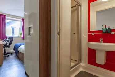 1 bed flat, 110 High Street, City Centre, Bangor, LL571NZ - Image 3